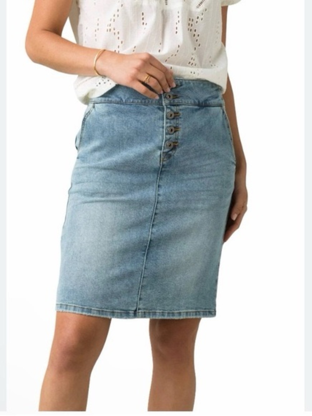 prAna Aubrey denim Women’s 4 Light blue summer wash a five-button